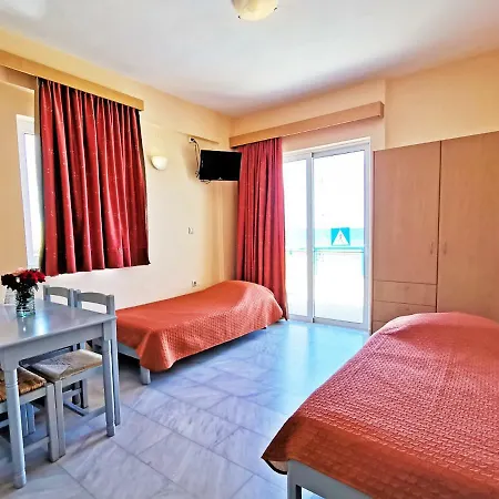 Marel アパートホテル 3*